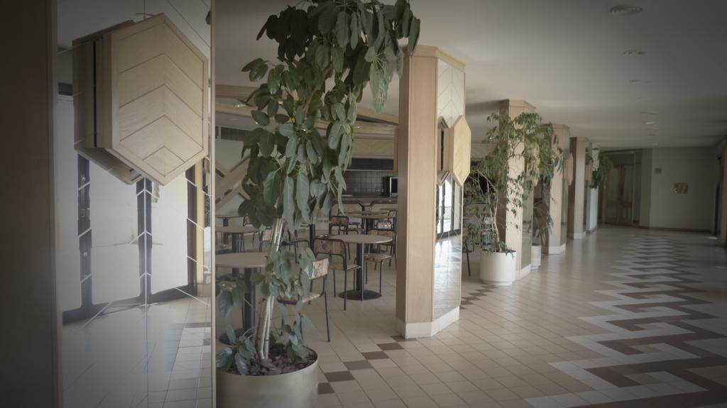 Black Mountain Leisure And Conference Hotel Groothoek Экстерьер фото